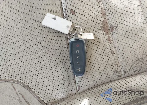 2014 Ford Taurus Limited z USA, uszkodzony, nr VIN 1FAHP2F88EG126649